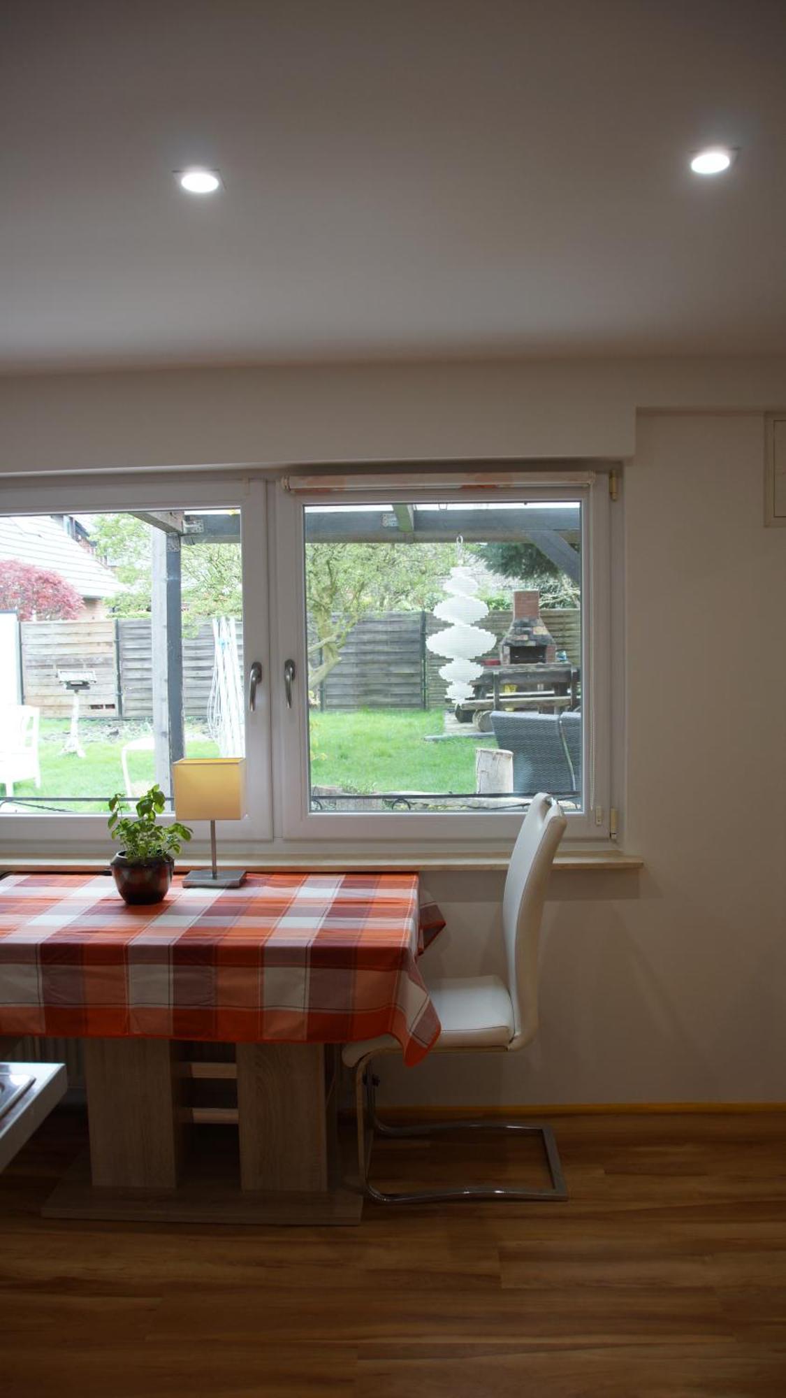 Bungalow An Der Tanne Mit Uberdachter Terrasse Düsseldorf Eksteriør bilde